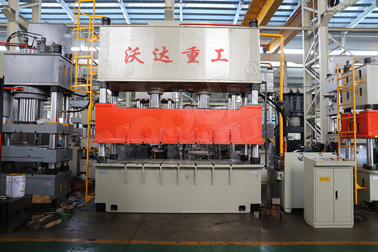 大(da)台面315噸汽(qi)車内飾件(jian)液壓機 大(da)台面315噸汽(qi)車内飾件(jian)液壓機