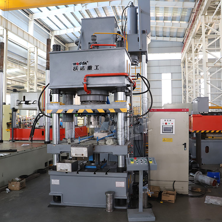 315噸全自(zi)動粉末(mo)成型液(ye)壓機 315噸(dun)全自動(dong)粉末成(cheng)型液壓(ya)機