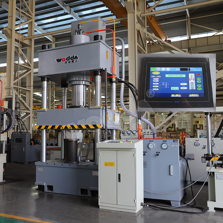 315噸四(si)柱壓(ya)力機(ji) 315噸四(si)柱壓(ya)力機(ji)