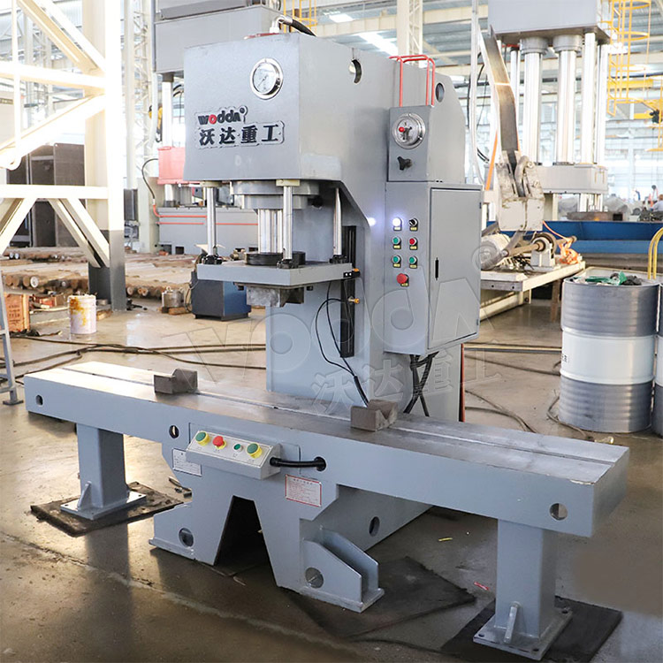 63噸(dun)單臂(bi)校直(zhi)液壓(ya)機