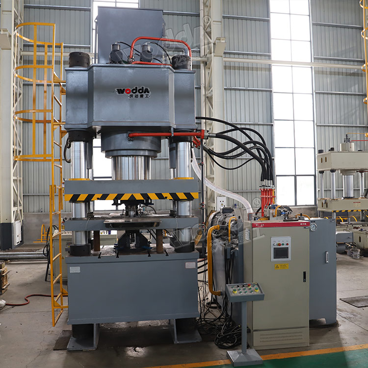 800噸鐵(tie)矽鋁(lü)磁芯(xin)成型(xing)液壓(ya)機 800噸(dun)鐵矽(xi)鋁磁(ci)芯成(cheng)型液(ye)壓機(ji)