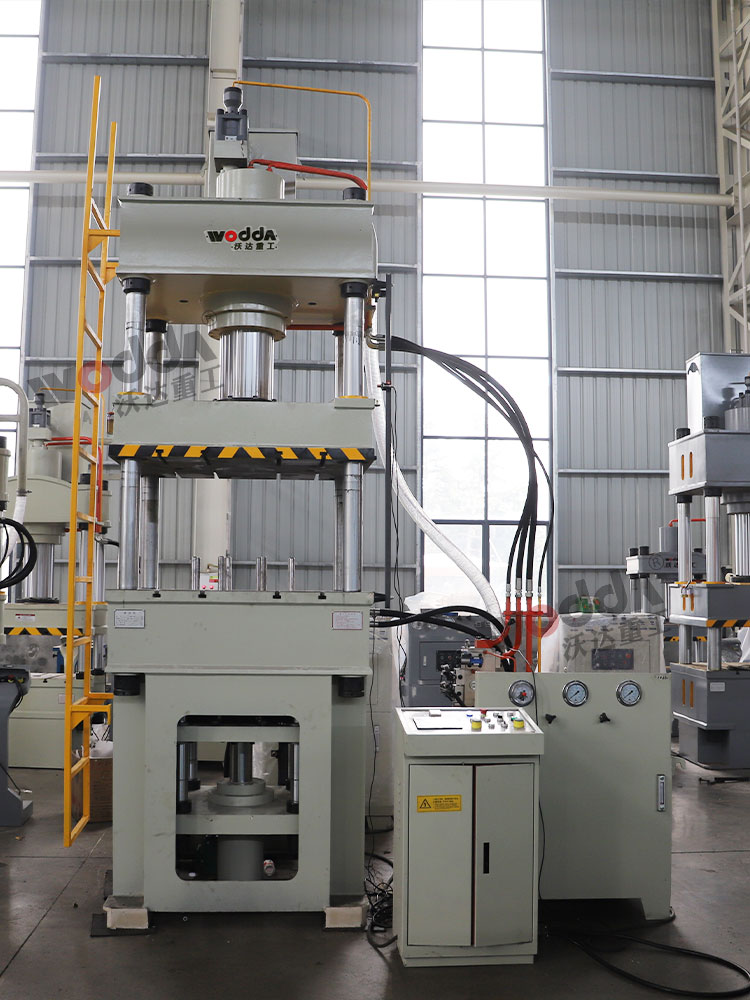 200噸拉(la)伸液(ye)壓機(ji)