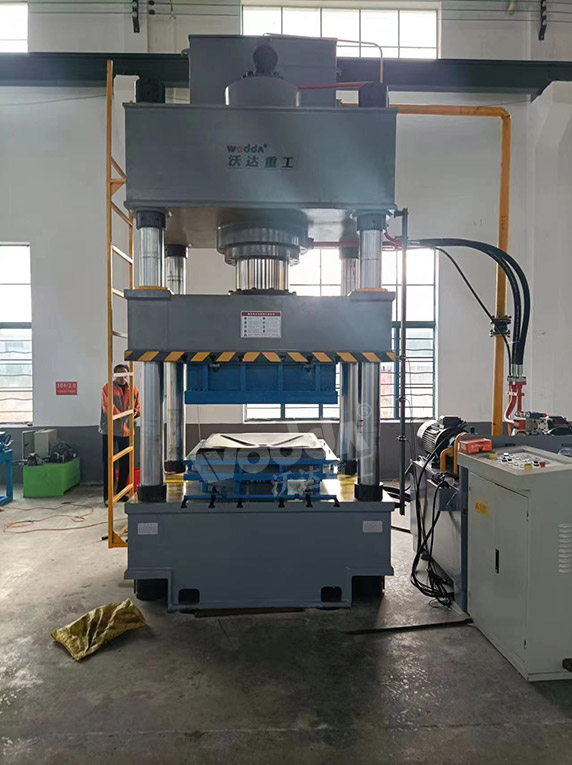 500噸(dun)液壓機 500噸(dun)液壓機