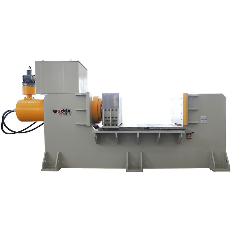 500噸卧式(shi)單柱液(ye)壓機