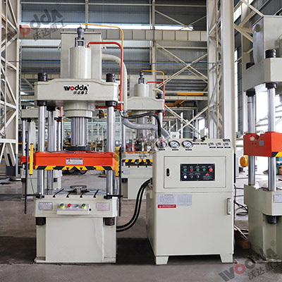 不鏽(xiu)鋼拉伸液(ye)壓機