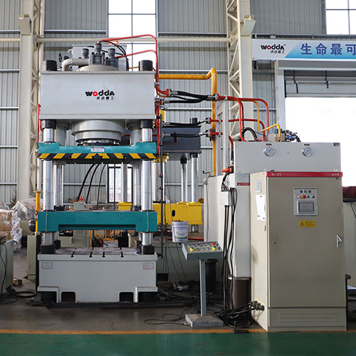 630噸牛(niu)羊舔磚(zhuan)液壓機(ji)_630噸四梁(liang)四柱液(ye)壓機