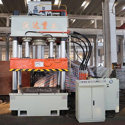 315噸封(feng)頭拉伸液(ye)壓機_封頭(tou)油壓機