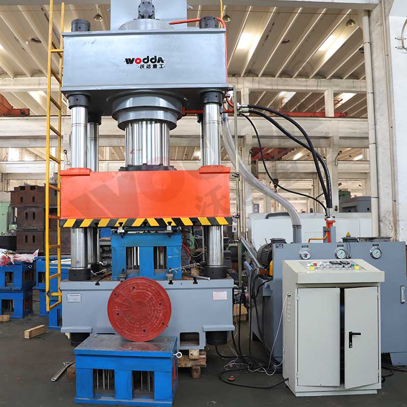 複合樹(shu)脂井蓋(gai)液壓機(ji) 複合樹(shu)脂井蓋(gai)液壓機(ji)